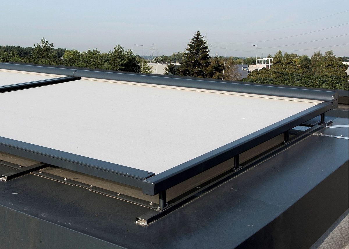 Store veranda bois aluminium pose jardin Ile-de-France
