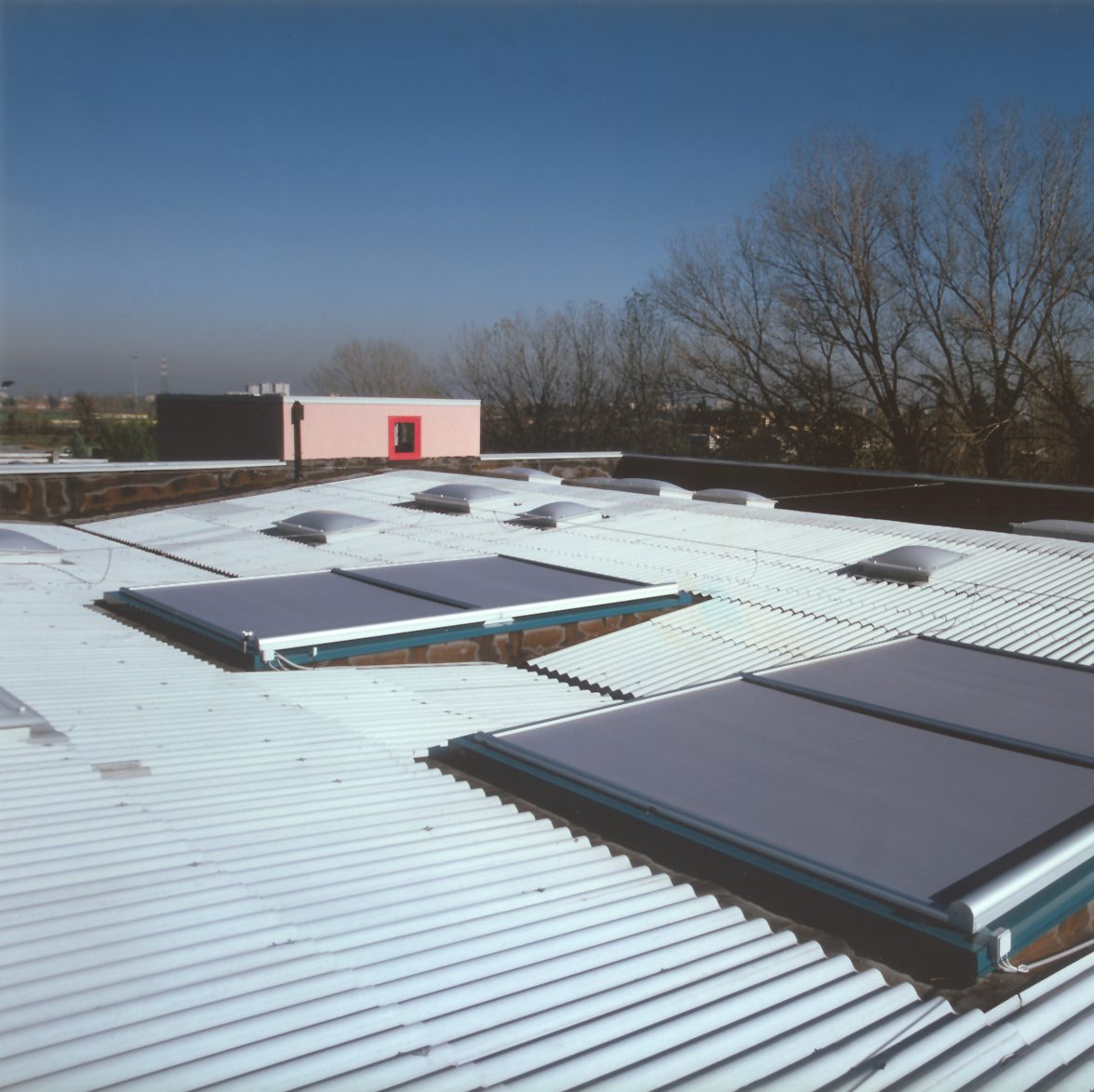Store veranda laterale protection solaire pose sur mesure