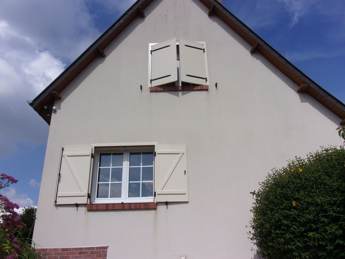 Volet battant aluminium sur mesure pose maison Essonne