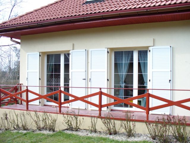 Volet battant aluminium pose neuf maison contemporaine Ile-de-France