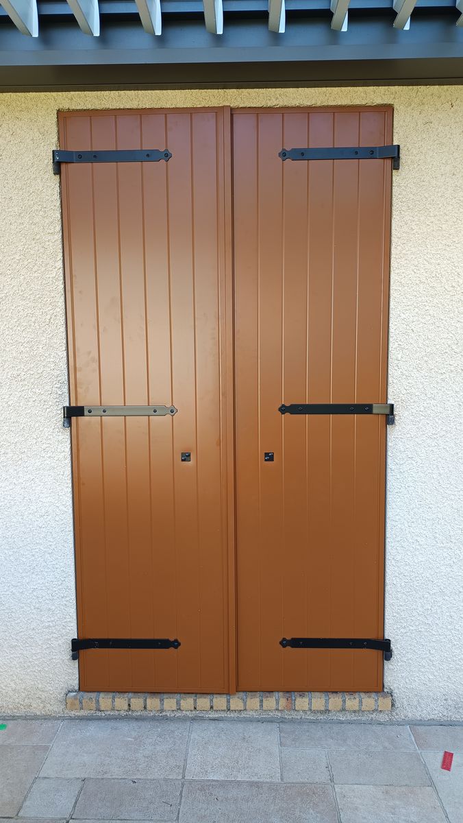 Volet battant aluminium ton bois chene pose maison pose 06