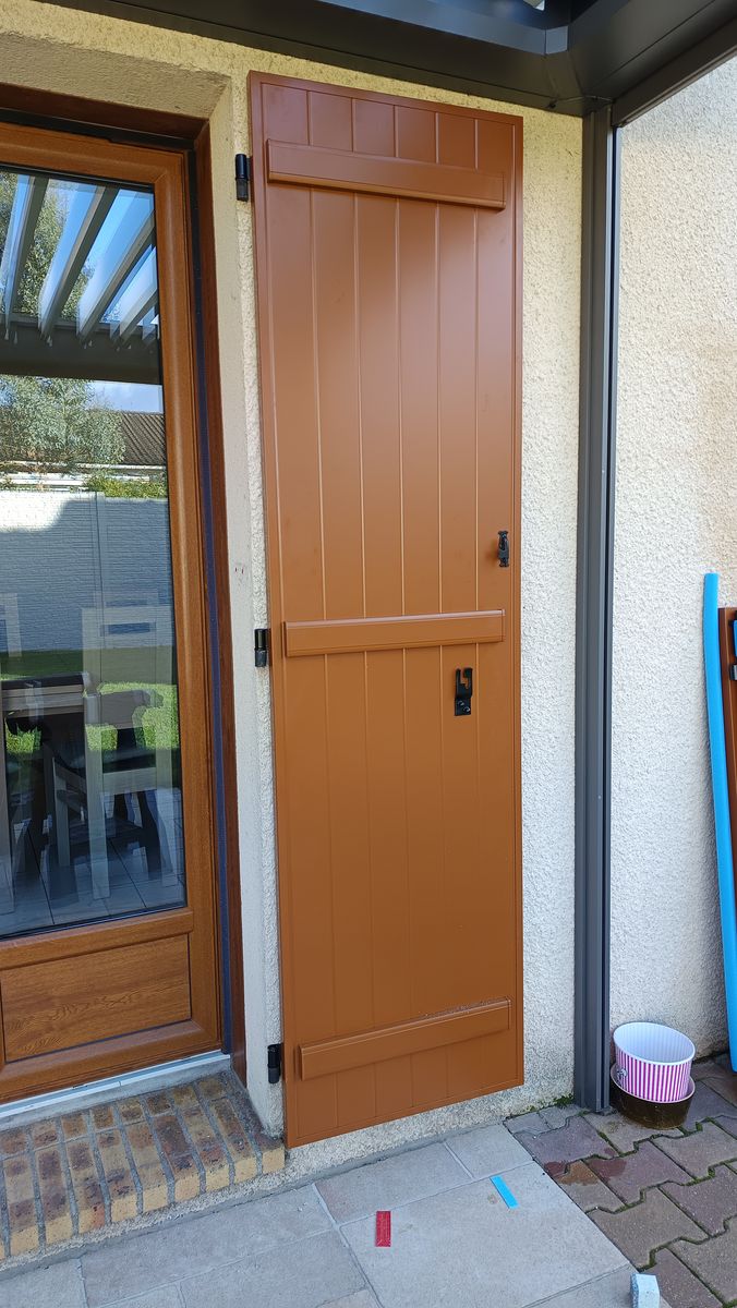 Volet battant aluminium ton bois chene pose maison pose 07