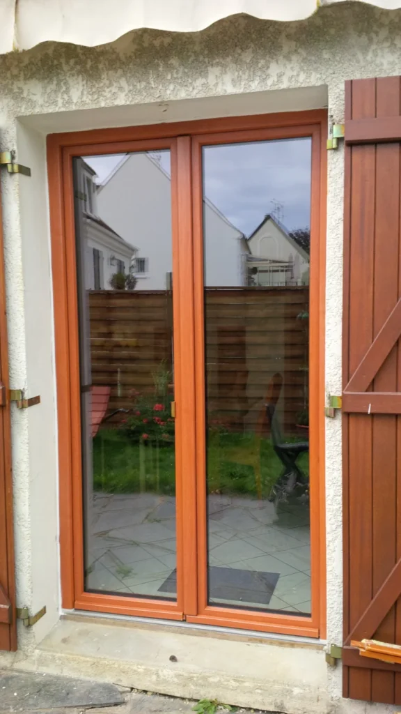 Fenêtre PVC sur mesure - réalisation Saint-Étienne (Auvergne-Rhône-Alpes)