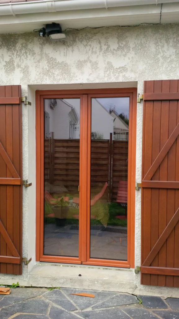 Fenêtre PVC sur mesure - réalisation Nantes (Pays de la Loire)