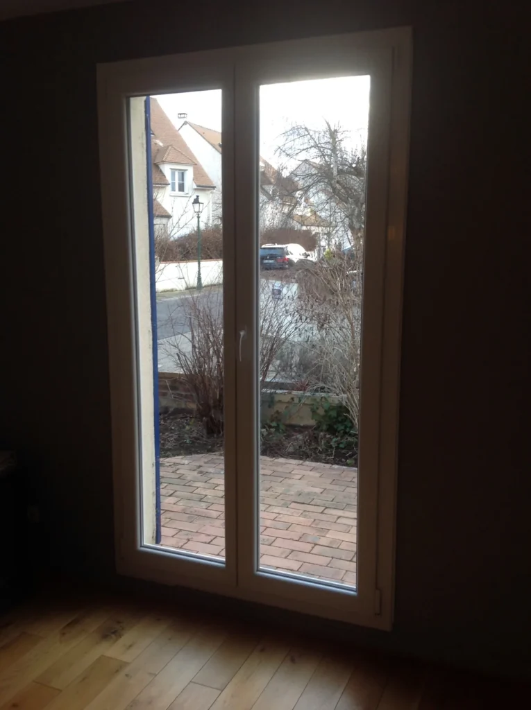 Fenêtre PVC sur mesure - réalisation Limoges (Nouvelle-Aquitaine)