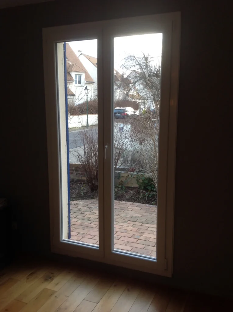 Fenêtre PVC sur mesure - réalisation Val-d’Oise (Île-de-France)