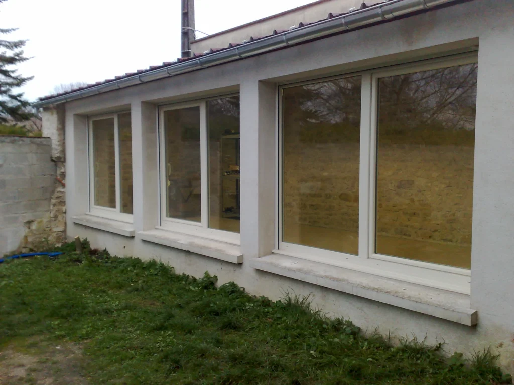 Fenêtre PVC sur mesure - réalisation Perpignan (Occitanie)