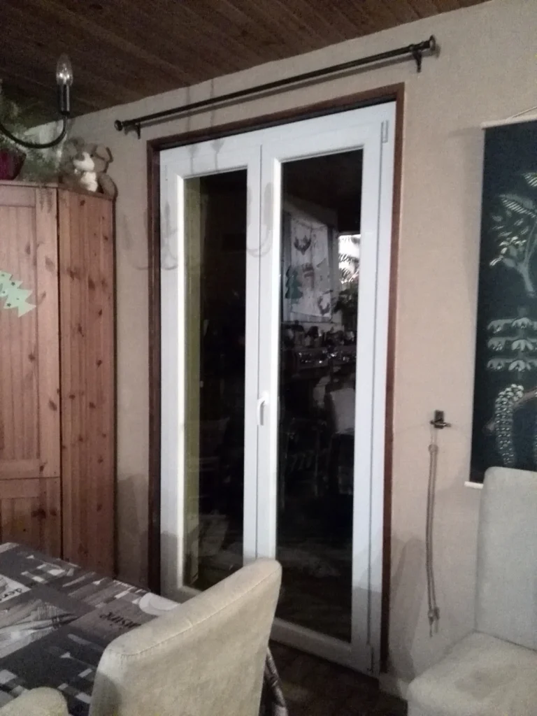 Fen\u00eatre PVC blanche sur mesure - r\u00e9alisation France