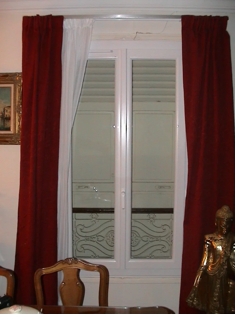 Fenêtre PVC sur mesure - réalisation Yvelines (Île-de-France)