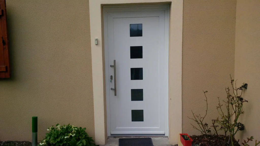 Porte d’entrée sur mesure - réalisation Orléans (Centre-Val de Loire)