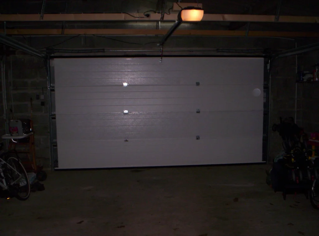 Porte de garage sectionnelle sur mesure - réalisation Chartres (Centre-Val de Loire)
