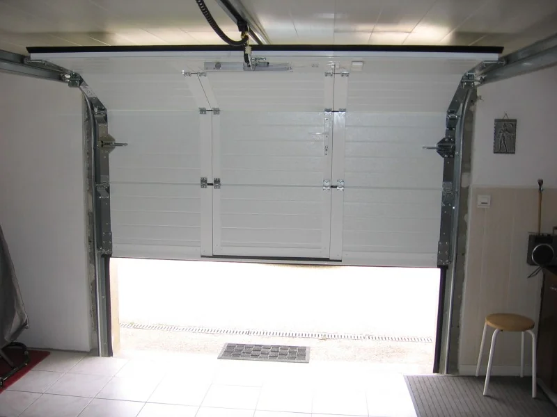 Porte de garage sectionnelle sur mesure - réalisation Toulouse (Occitanie)