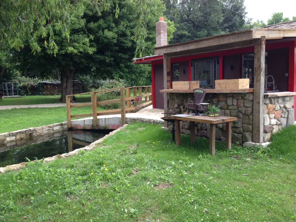 Store banne motorisé sur mesure - réalisation Amiens (Hauts-de-France)